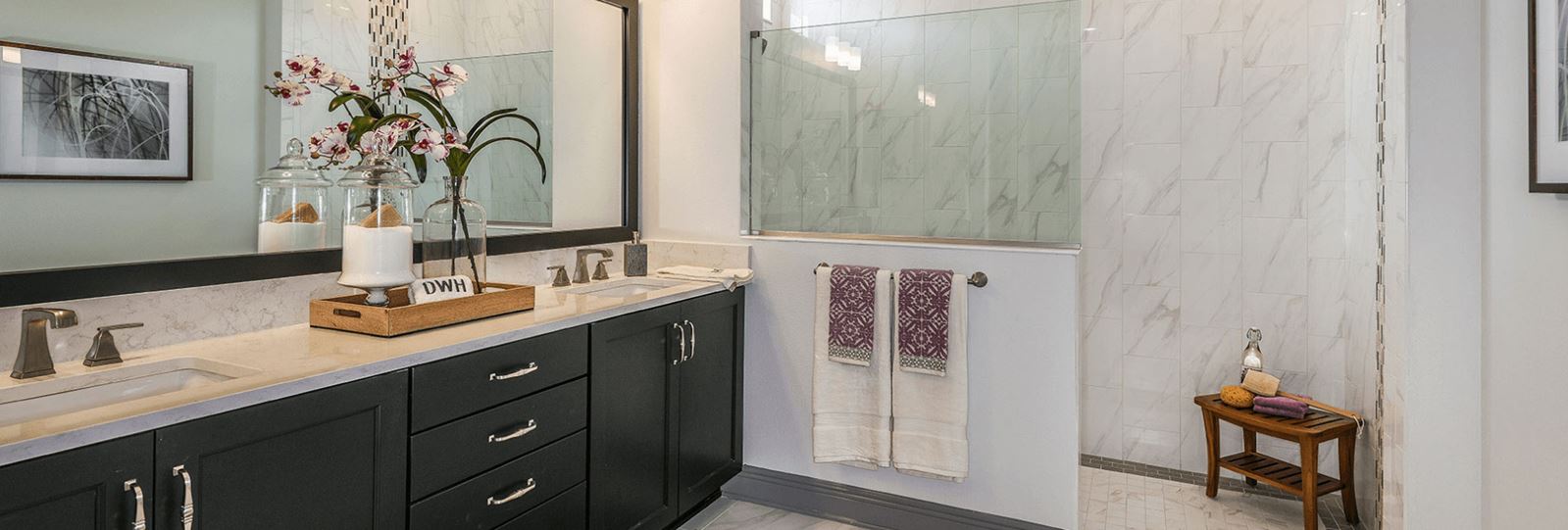 Primary bathroom in Tangelo model by David Weekley Homes in Bexley in Land O Lakes, FL